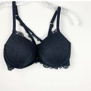 Victoria Secret PINK Date Front Close Bra Lace